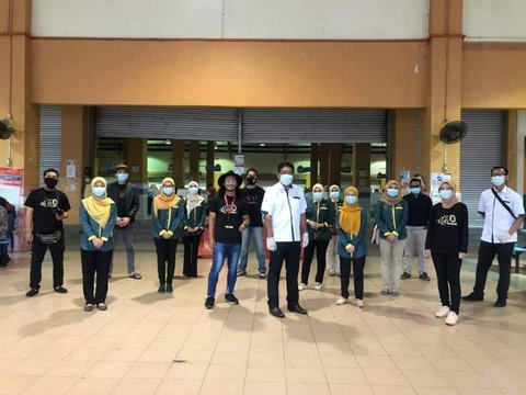 HAND SANITIZER & FACE MASK DISTRIBUTION